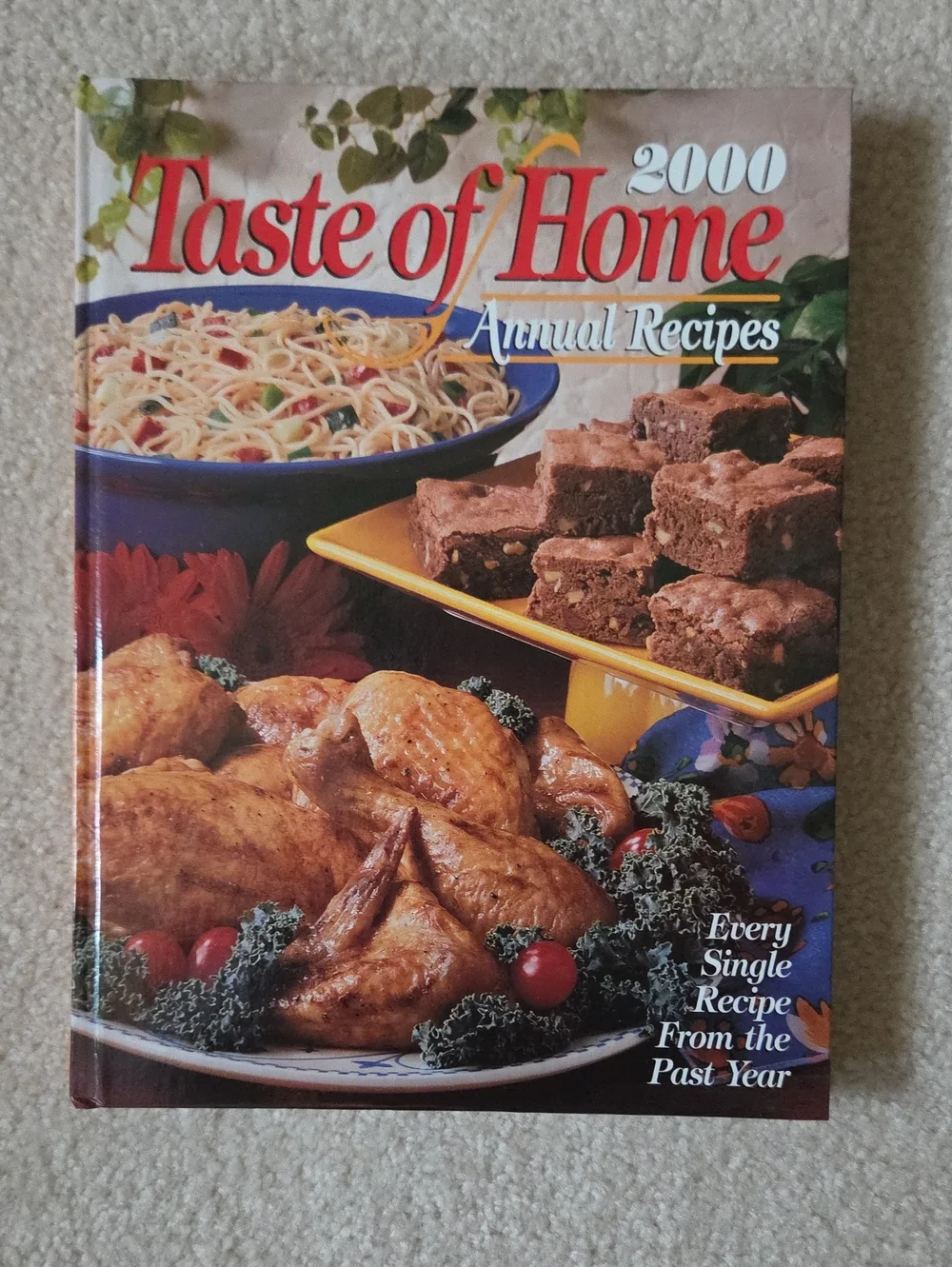 Taste of Home Cookbook - 2000 Annual Book - Hardback